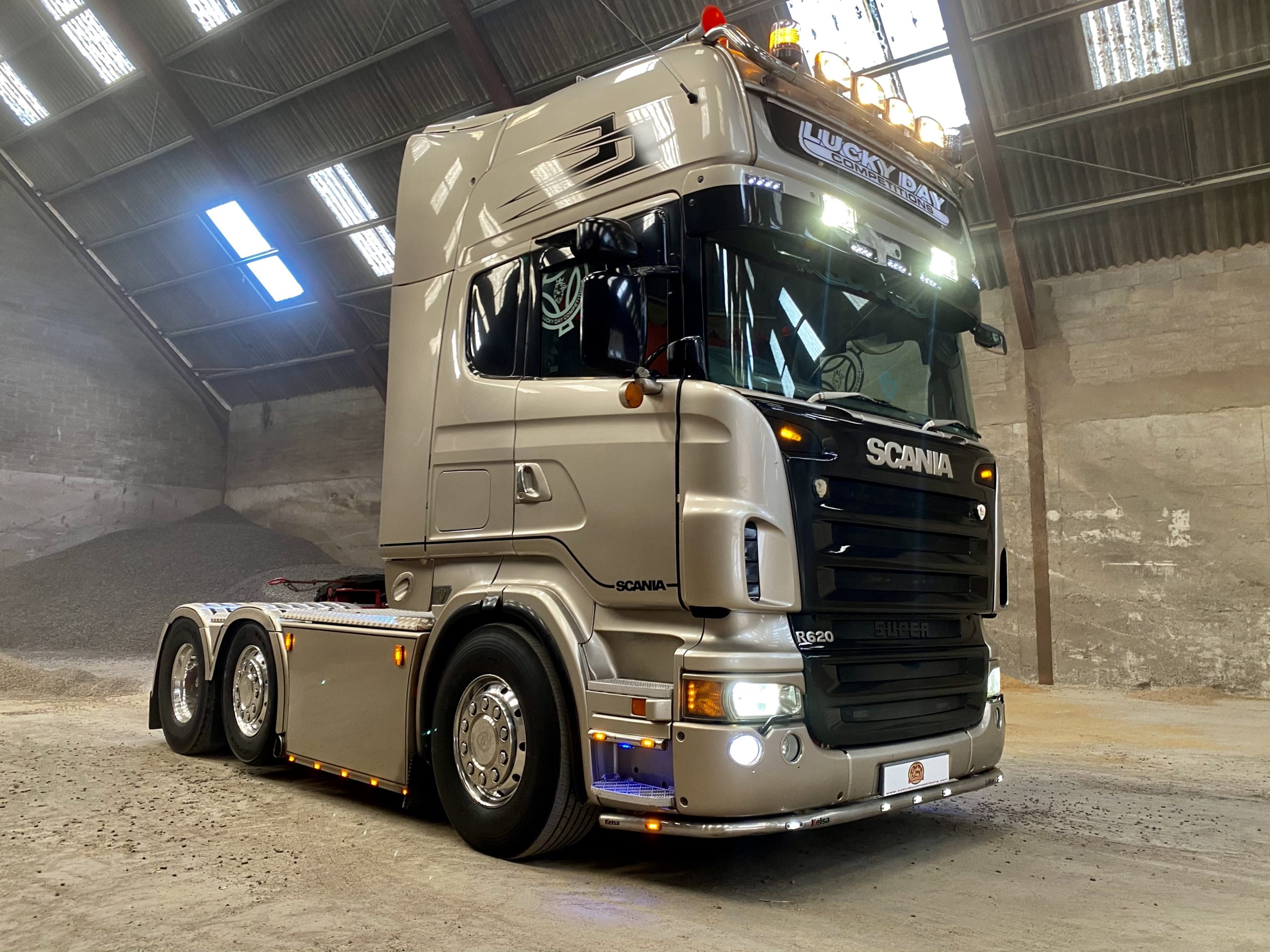 Scania R620 Long Line Scania R620 Topline Test – Scania R620 V8: Review – PIMF
