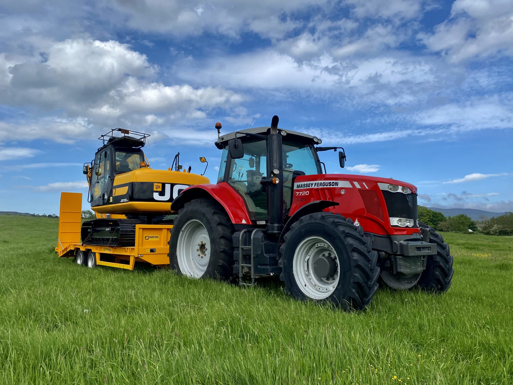 Massey 7720 DYNA 6, Brand new Barford Low loader and JCB Js130lc